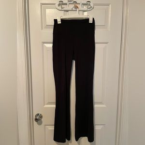lululemon black flare leggings